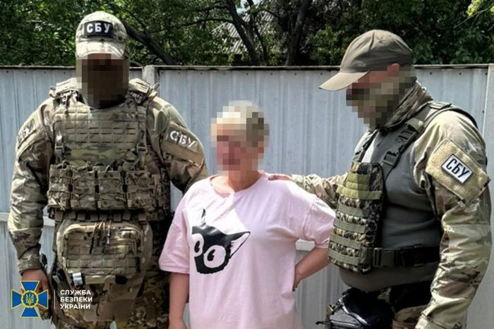 Sprzedawczyni sklepu dostarczała rosyjskie rakiety: SBU zatrzymała współpracowniczkę Kremla