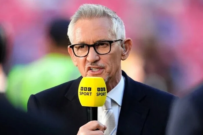 Der legendäre Ex-Fußballer könnte wegen Antisemitismusvorwürfen seine Anstellung verlieren