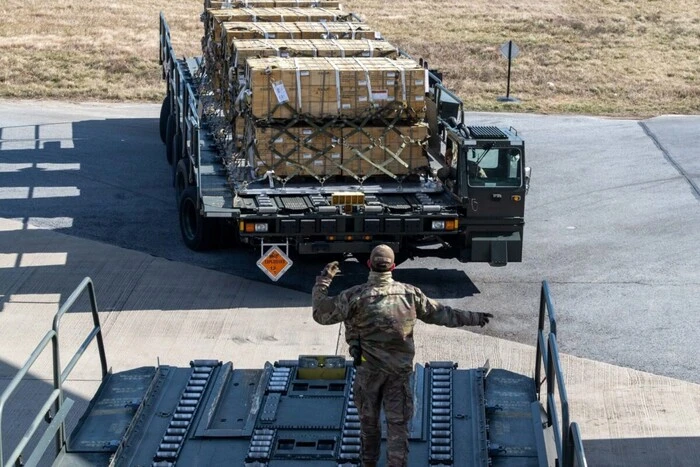 ISW analysts assessed the consequences for Ukraine of the suspension of arms supplies from the USA