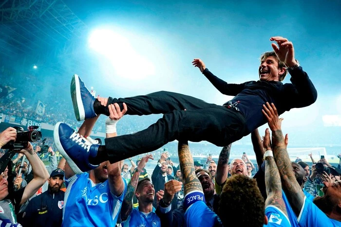 Coach Conte of Napoli Achieves Unique Milestone for Titles in Serie A