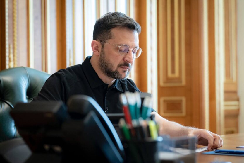 Wsparcie i kroki do pokoju: Zelensky opowiada o pierwszej rozmowie z kanclerzem Merce