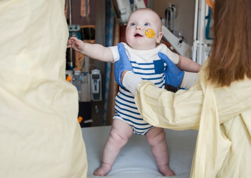 Medical breakthrough: individualized gene therapy saves a child's life for the first time and opens new perspectives