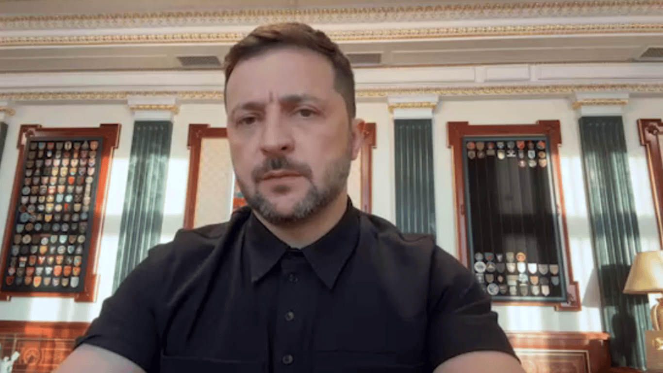 Зеленский анонсировал новые удары дронами по территории РФ