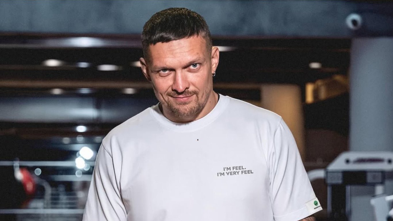 Усик назвал лучшего боксера в мире на данный момент