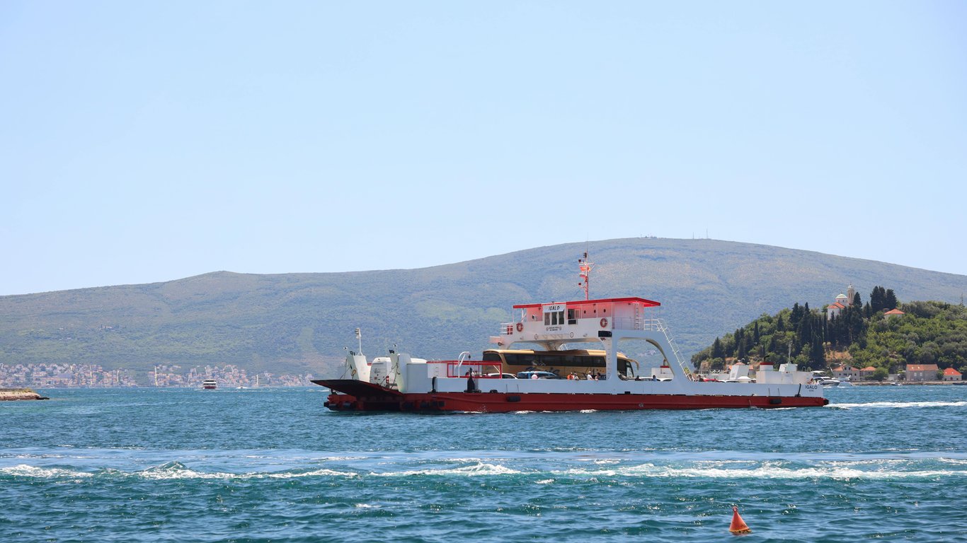 Found by chance - where an island with valuable metals was opened