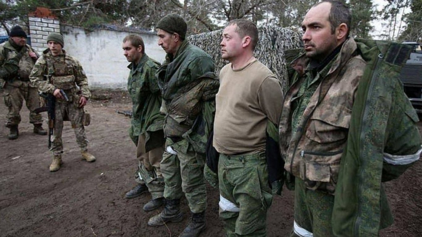 На Донеччині з-під варти втекли російські полонені — деталі