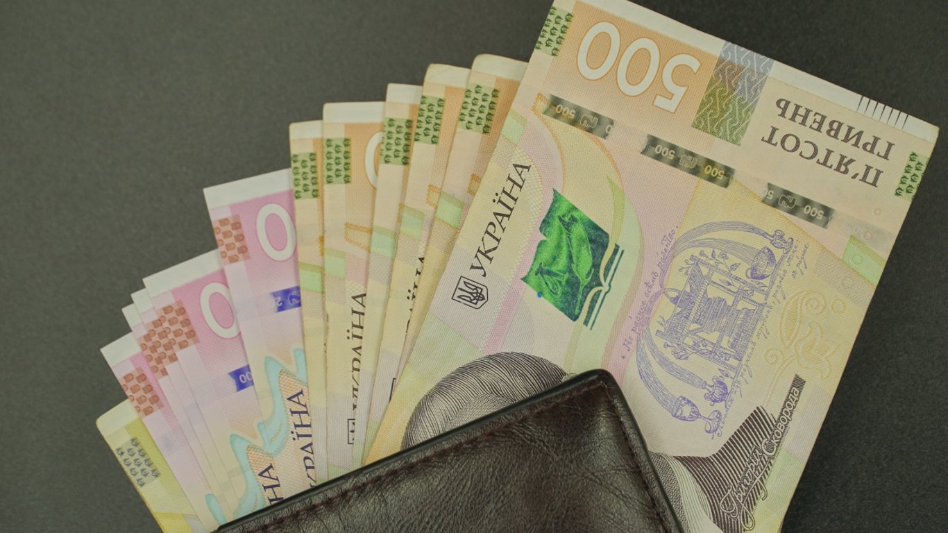 Щомісячна доплата вчителям 1300 грн — чому отримали не всі